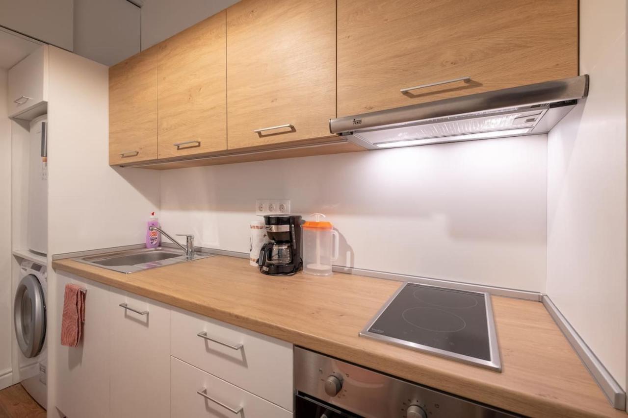 Apartment Sophisticated Gem With Private Parking *
